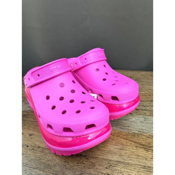 Crocs Classic Mega Crush Clogs - Picture 4 of 9